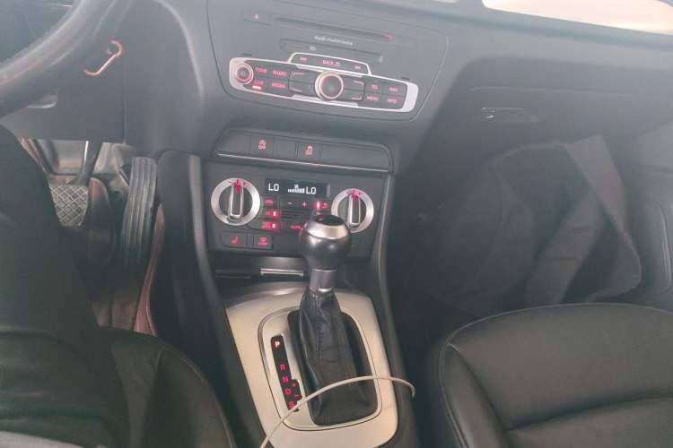 Used Audi Q3 2013 35 TFSI Comfort Model
