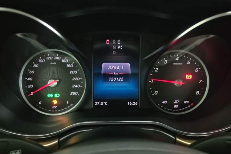 Used Mercedes-Benz V-Class 2021 V 260 Prestige Edition Instrument Cluster