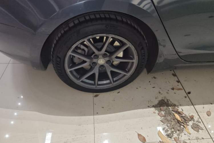 Used Tesla Model 3 2022 Rear-Wheel-Drive Version