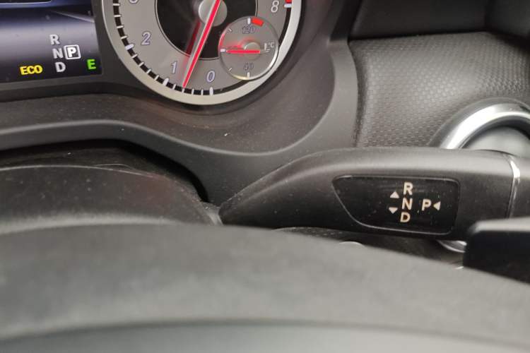 Used Mercedes-Benz A-Class 2013 A 200 Urban Edition Gear Lever