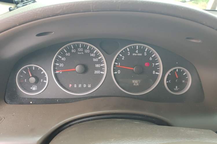 Used Buick GL8 2012 2.4L BASE Comfort Edition