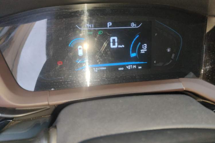 Used CHANGAN CS15 2019 1.5L Automatic Enjoyment Model China V Standard Odometer Close Up