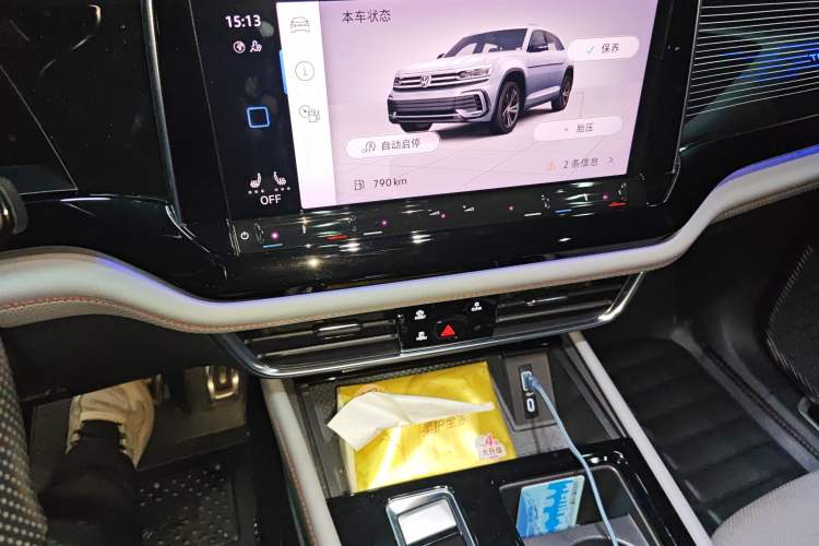 Used Volkswagen Teramont X 2021 380TSI Four-Wheel Drive Prestige Luxury Edition Audio And AC Panel