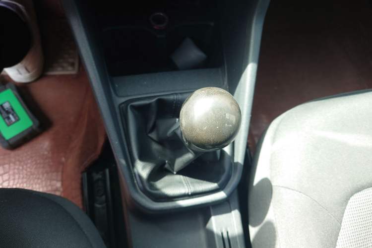 Used Volkswagen Jetta 2017 1.4L Manual Fashion Edition Gear Lever