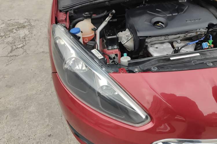 Used Peugeot 308 2014 Enjoyment Edition Classic 1.6L Automatic Fashion Model Right Front Headlight