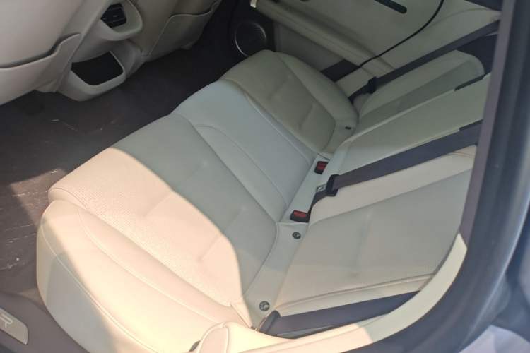 Used Avatr 06 2025 Pro Range-Extended Edition