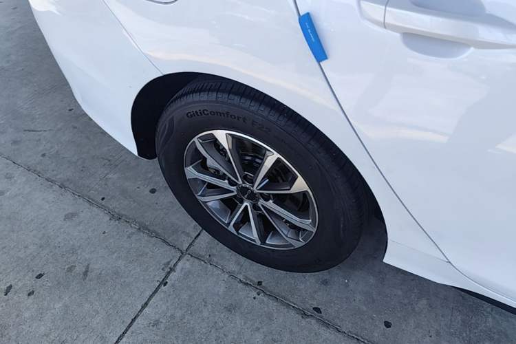 Used BYD Destroyer 05 2024 HONOR Edition DM-i 55KM Luxury Model
