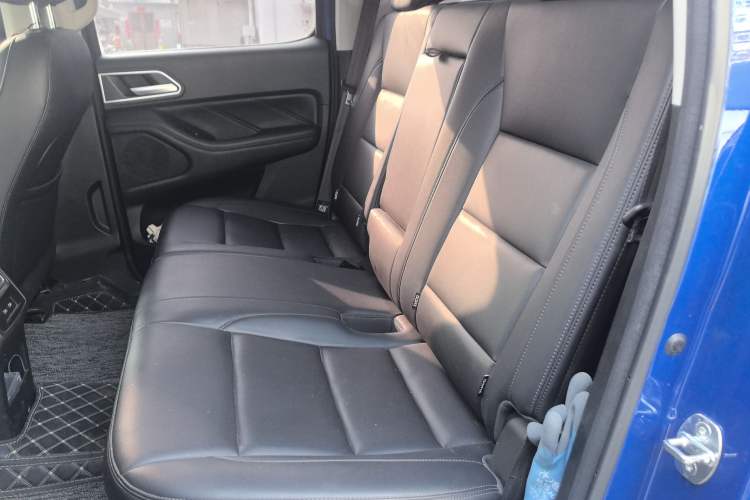 Used Great Wall Poer 2023 2.0T Passenger Version Automatic Gasoline Four-Wheel Drive Comfort Trim – GW4C20B
