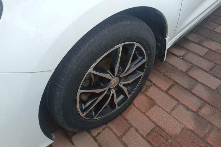 Used BYD Song MAX 2017 1.5T Automatic Smart Connect Prestige 7-Seater
