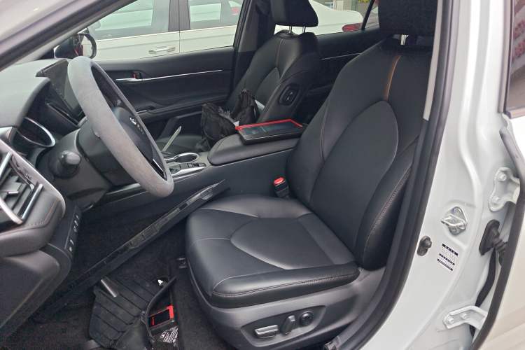 Used Toyota Camry 2021 2.0G Luxury Edition