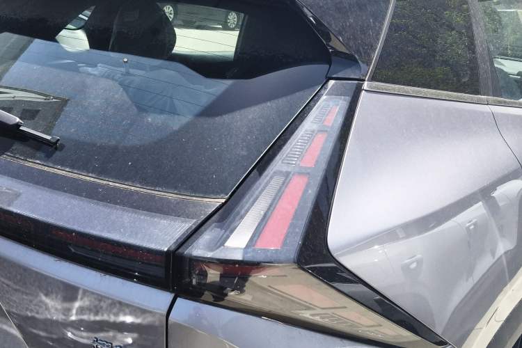 Used Geely Auto Emgrand X7 Sport 2026 Model 1.5TD Aspirational
