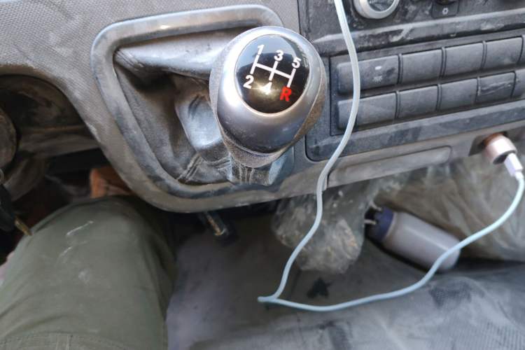 Used Foton Scenic G7 2017 2.0L Short-Wheelbase Commercial Van High-Roof 2-Seater 4Q20M