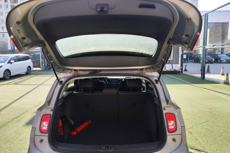 Used Buick Excelle GX 2018 18T Automatic Elite Model Trunk