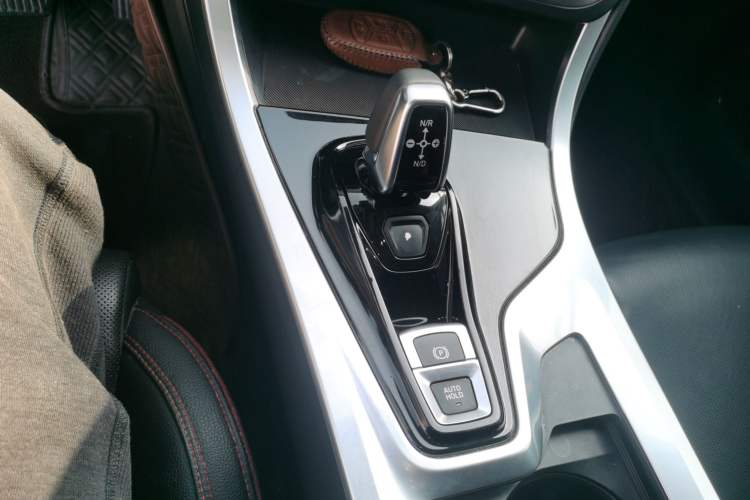 Used Lynk & Co 01 2019 2.0T Two-Wheel Drive Zhaopu Version China VI Standard