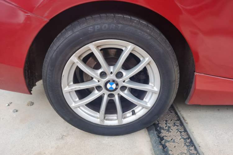 Used BMW 2 Series 2015 218i Convertible Coupe Right Rear Wheel Hub