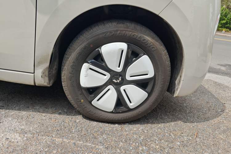 Used Wuling Hongguang MINIEV 2025 Four-Door Version Advanced Edition
