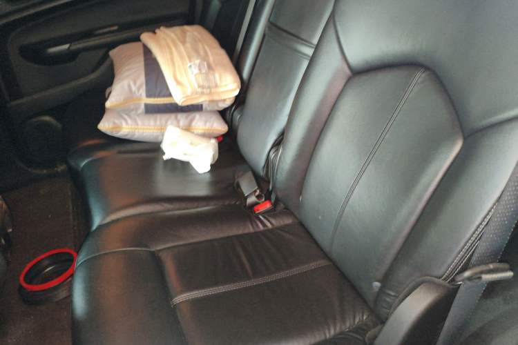 Used Cadillac SRX 2012 3.0L Comfort Model