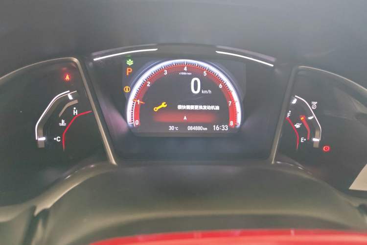 Used Honda Civic 2019 220TURBO CVT Dynamic Edition China V Emission Standard Odometer Close Up
