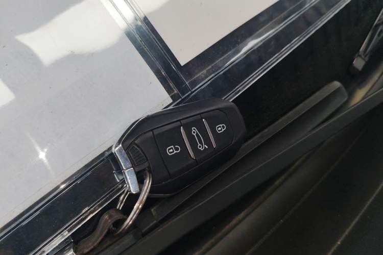 Used Citroen C3-XR 2015 1.6L Automatic Smart Version
