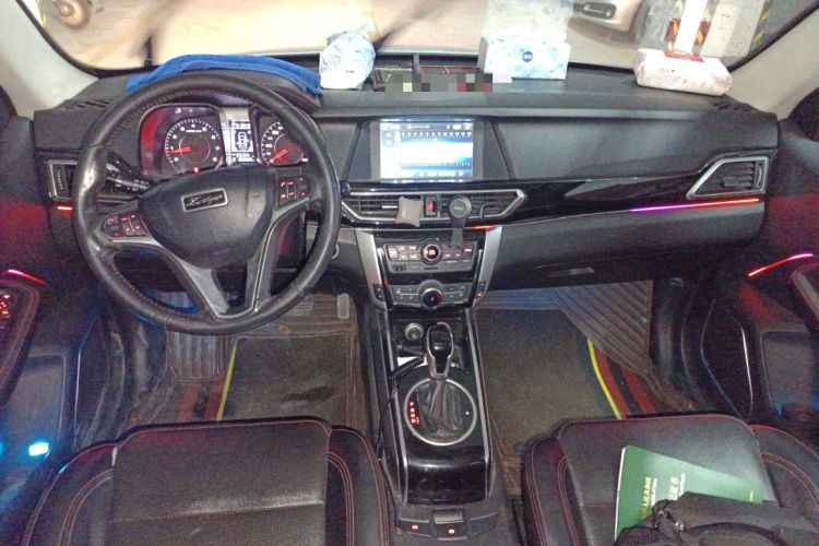 Used Zotye Domy X5 2015 1.5T CVT ZhiXian Trim China V Standard