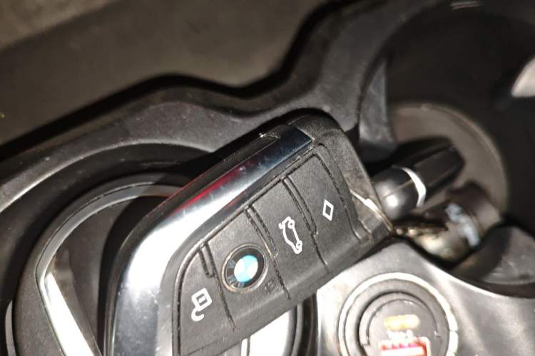 Used BMW X3 2021 xDrive28i Luxury Package Vehicle Key