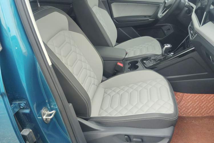 Used Volkswagen Tayron 2023 280TSI Two-Wheel-Drive Luxury Plus Advanced Version