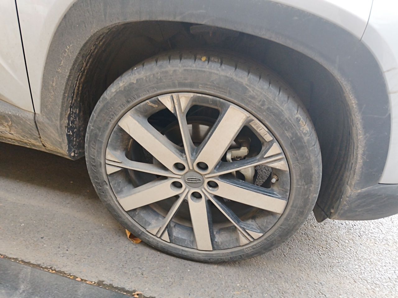 Geely Auto icon 2023 1.5TD Star Player — снимка 8