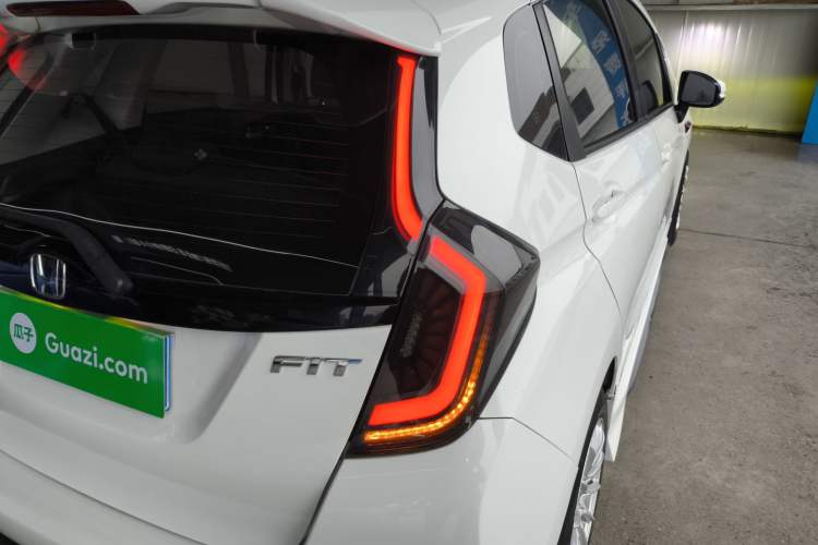 Used Honda Fit 2018 1.5L CVT Comfort Sunroof Version Right Rear Taillight