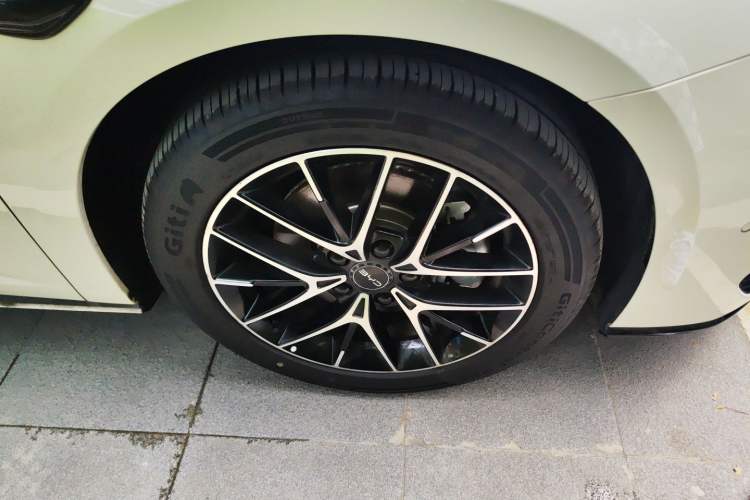 Used BYD Seal 07 DM-i 2025 Intelligent Driving Version DM-i 1.5L 125 km Prestige Edition