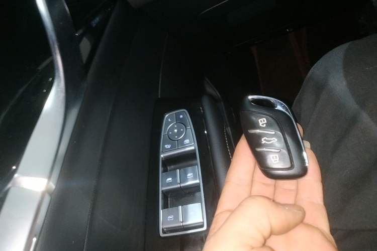 Used Roewe RX5 MAX 2022 1.5T Automatic Zhiwei Prestige Edition