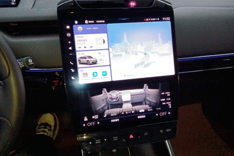 Used Honda P7 2025 Rear-Drive Long-Range Pro
