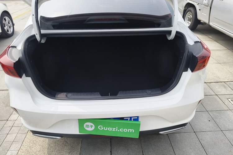 Used CHANGAN Eado 2020 PLUS 1.6L GDI Automatic Luxury Model Trunk