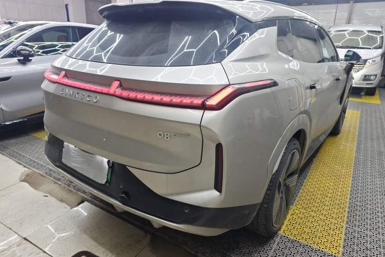Used Lynk & Co 08 EM-P 2023 120km Long-Range Halo
