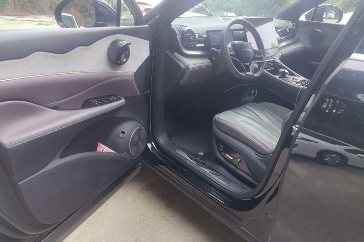 Used BYD Frigate 07 2023 DM-i 100KM Prestige Model Driver Seat