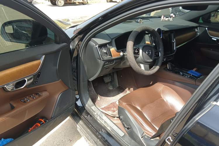 Used Volvo S90 New Energy 2021 T8 eDrive Hybrid Zhiyi Luxury Edition Driver Seat