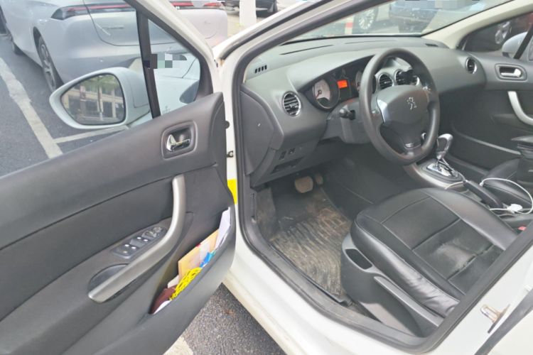 Used Peugeot 408 2013 2.0L Automatic Comfort Edition Driver Seat