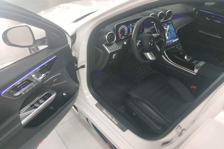 Used Mercedes-Benz C-Class 2023 Second Facelift C 260 L Sport Edition Driver Seat