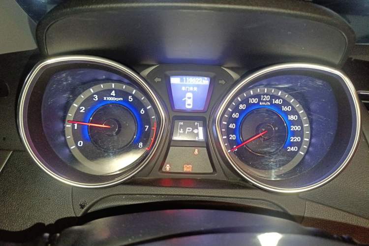 Used Hyundai Elantra (5th Generation / Langdong) 2016 1.6L Automatic Prestige Model