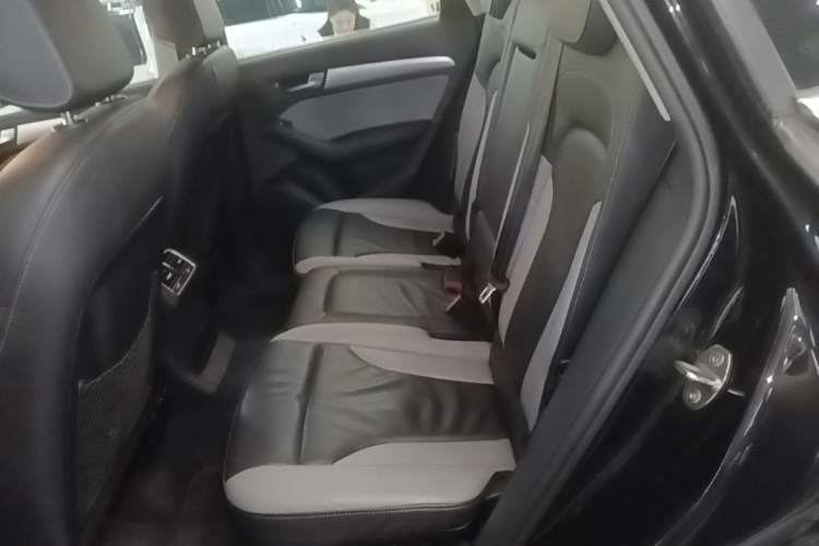 Used Audi Q5 2017 Plus 40 TFSI Technology Model
