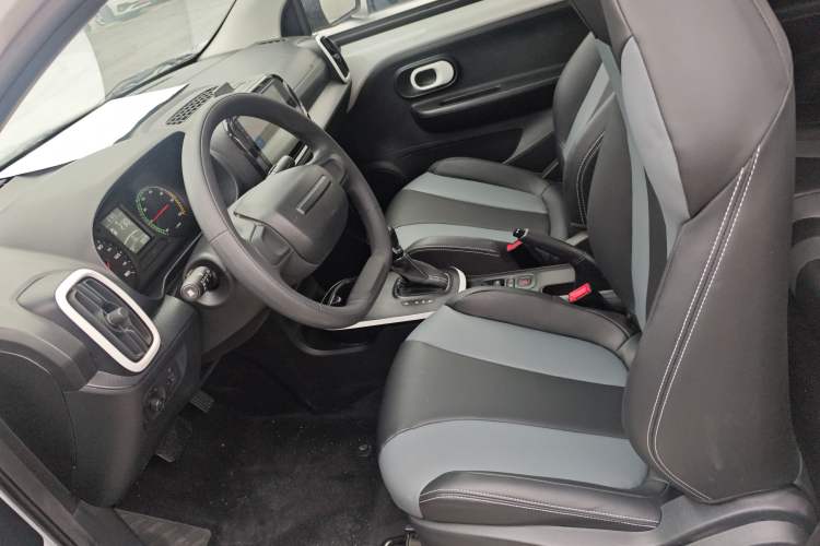 Used Roewe Clever 2022 311km QiQi BoBo Edition