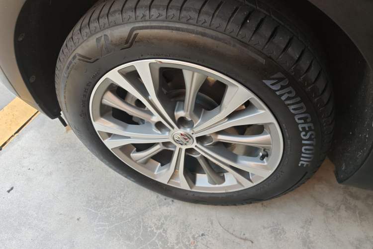 Used Buick Envision 2022 Facelift Encore Plus 552T Five-Seat Luxury Model Exterior 4