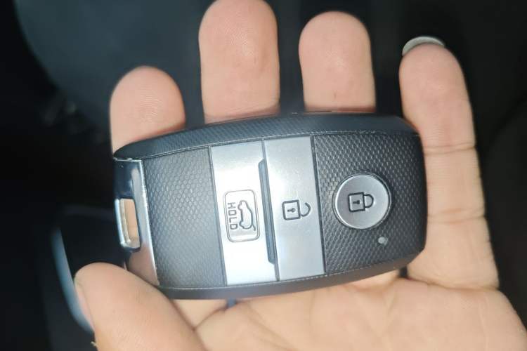 Used Kia KX5 2016 2.0L Automatic 2WD Premium Vehicle Key