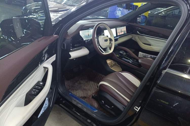 Used Geely Auto Monjaro L 2024 2.0TD High-Power Automatic Two-Wheel Drive Yunqi Version