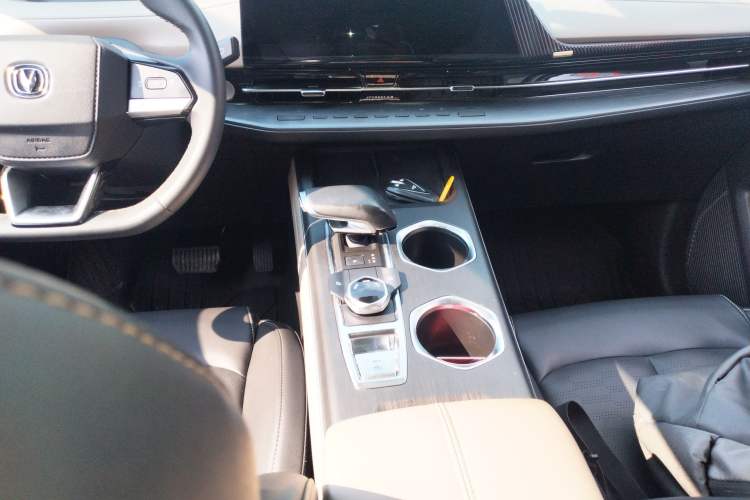 Used CHANGAN CS55PLUS 2022 2nd Generation 1.5T DCT Prestige Version Gear Lever