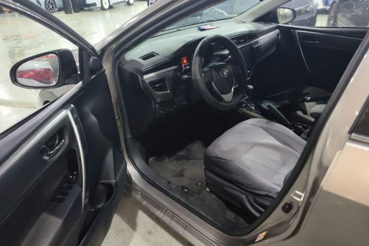 Used Toyota Corolla 2017 1.2T CVT GL-i Driver Seat