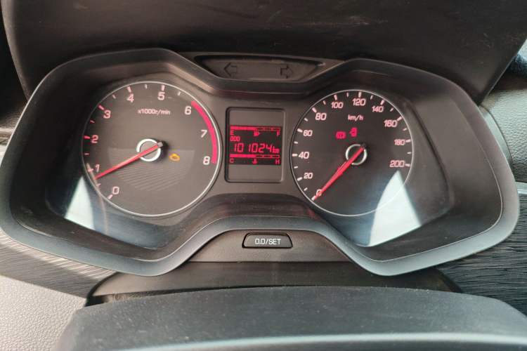 Used Baojun 310 2016 1.2L manual Comfort trim level
