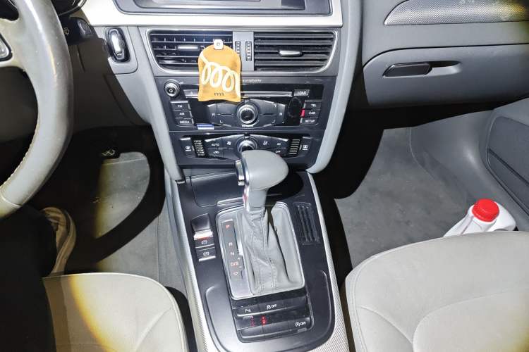 Used Audi A4L 2013 35 TFSI Automatic Standard Model
