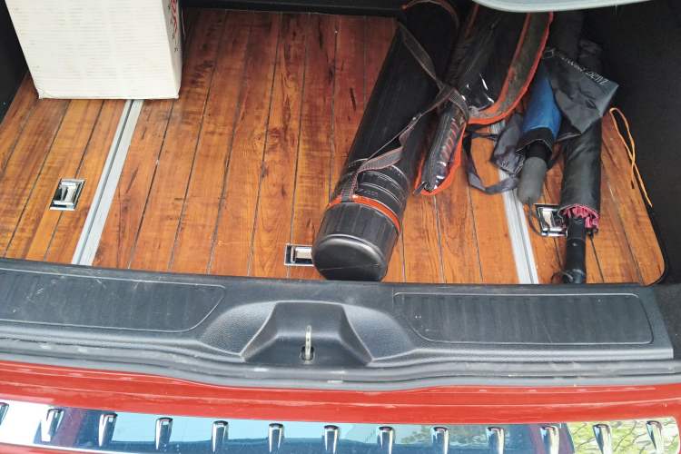 Used Mercedes-Benz B-Class 2015 B 200 Sport Edition Trunk