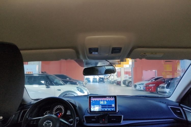 Used Mazda Mazda 3 Axela 2017 Sedan 1.5L Automatic Comfort Model Emission Standard China V
