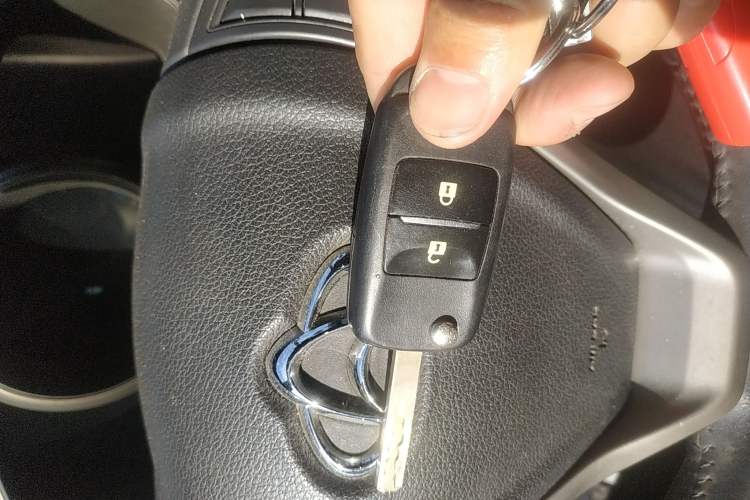 Used CHANGAN OSHAN CX70 2016 1.6L Manual Luxury Model